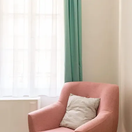 דירה Vibrant Downtown Gem With Ac בודפשט